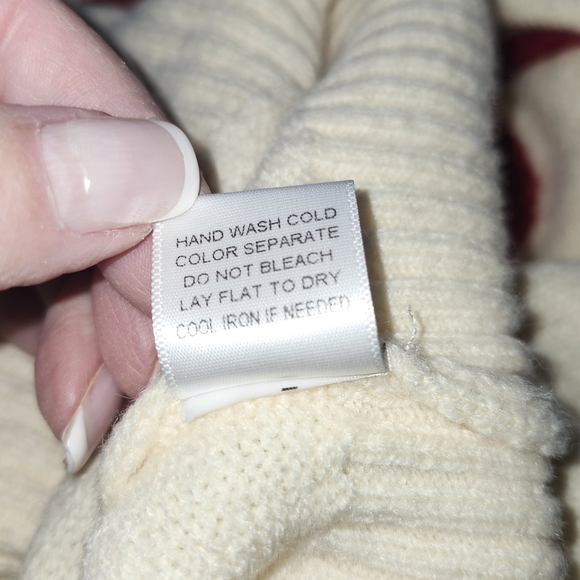 Gilli Cream Sweater with Red Bow Detail - Picture 5 of 6